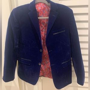 🔷️ NWOT Boys Blue Velvet Blazer with satin trim pockets size 16